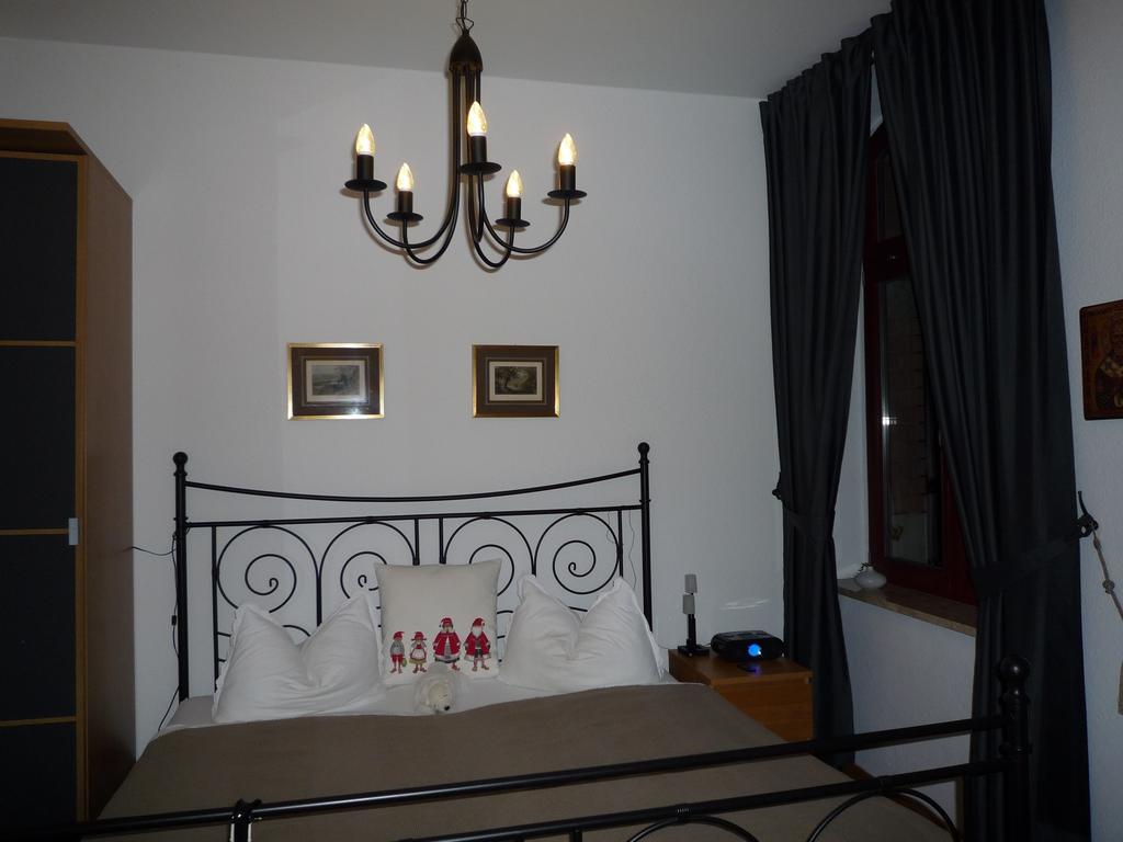 Ferienwohnung Villa Fiedler Drezno Pokój zdjęcie